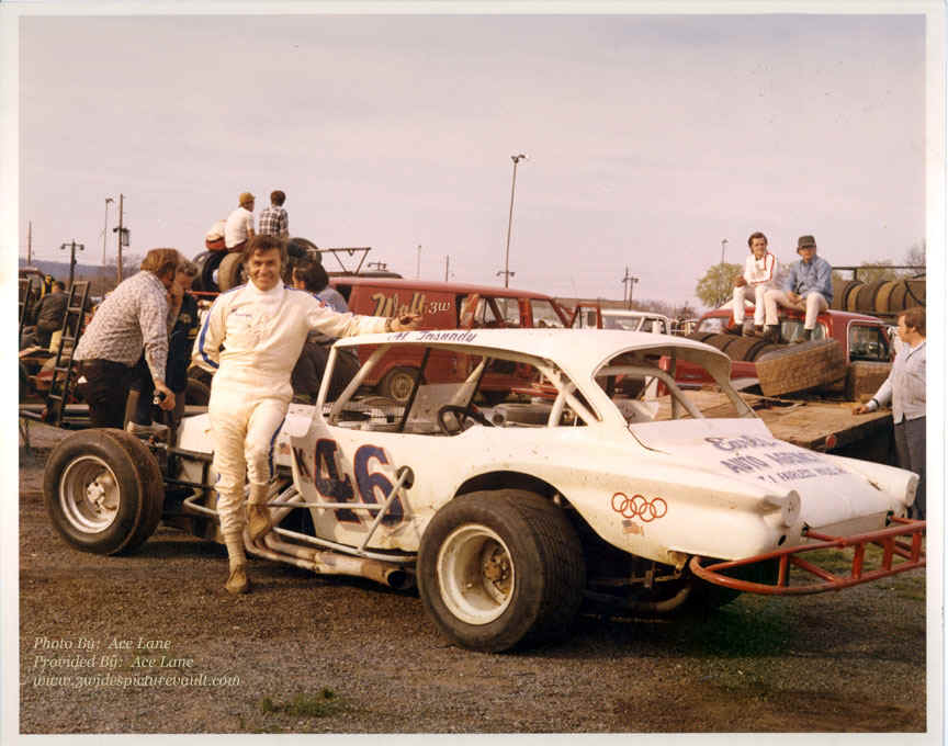 d011.24.07_K46_TAS_FLM_0070_1.jpg (158722 bytes)