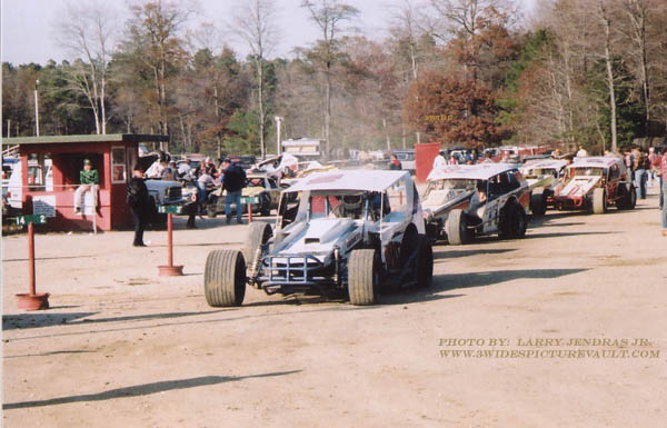 06.02.03_GRP_MOD_U13_0082_1.jpg (61132 bytes)