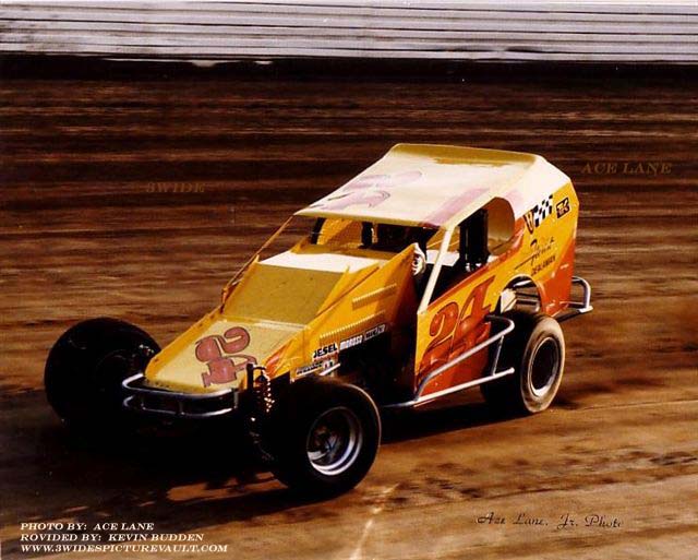 08.30.03_024_BRE_FLM_0080_1.jpg (64107 bytes)