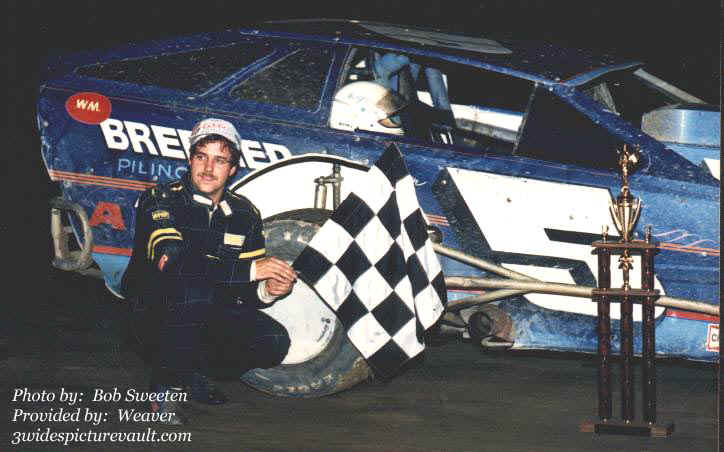 12.12.03_005_WEA_BPT_0089_1.jpg (74616 bytes)