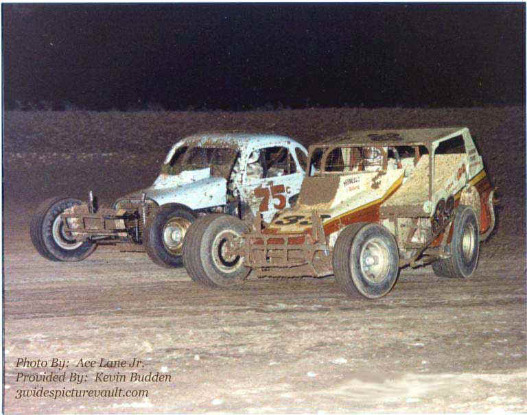 a01.13.04_033_BEA_EWS_0080_1.jpg (73903 bytes)