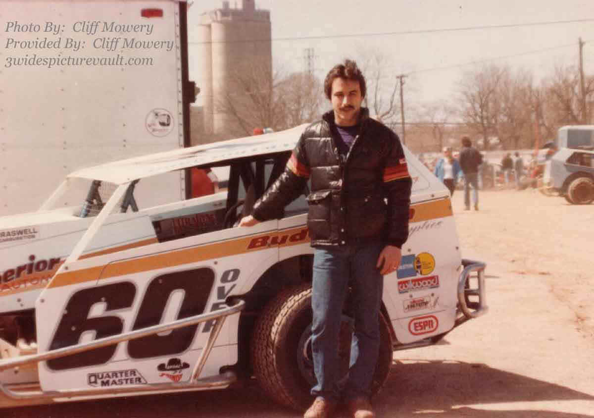 a03.04.04_060_HOF_NAZ_0080_1.jpg (62512 bytes)