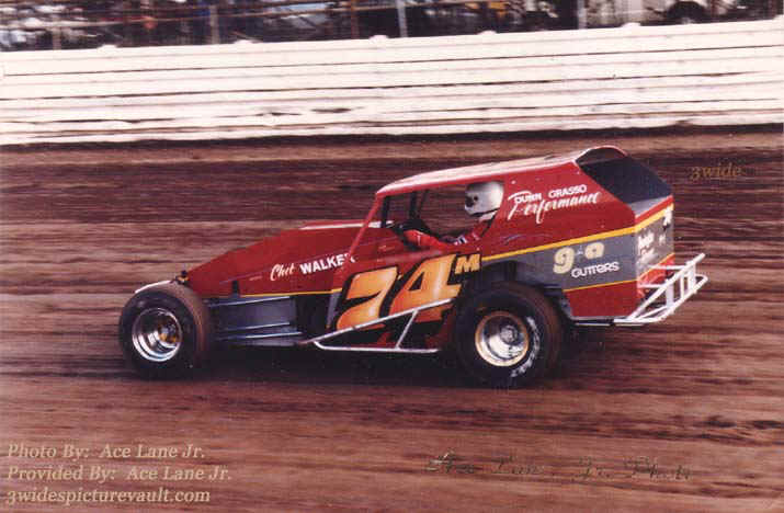 a12.14.04_074_BLA_FLM_0080_1.jpg (1938 bytes)