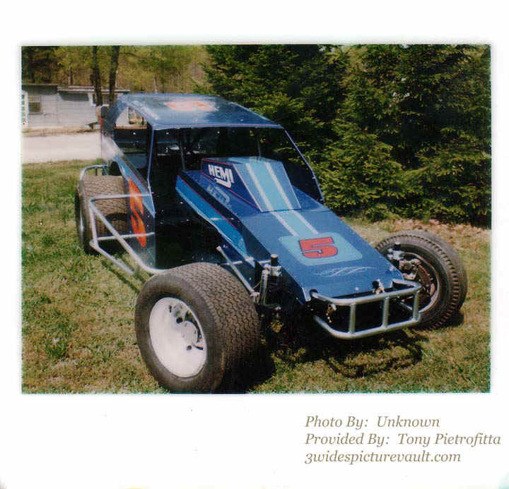 b09.02_05_005_BRE_MAR_0080_1.jpg (103824 bytes)