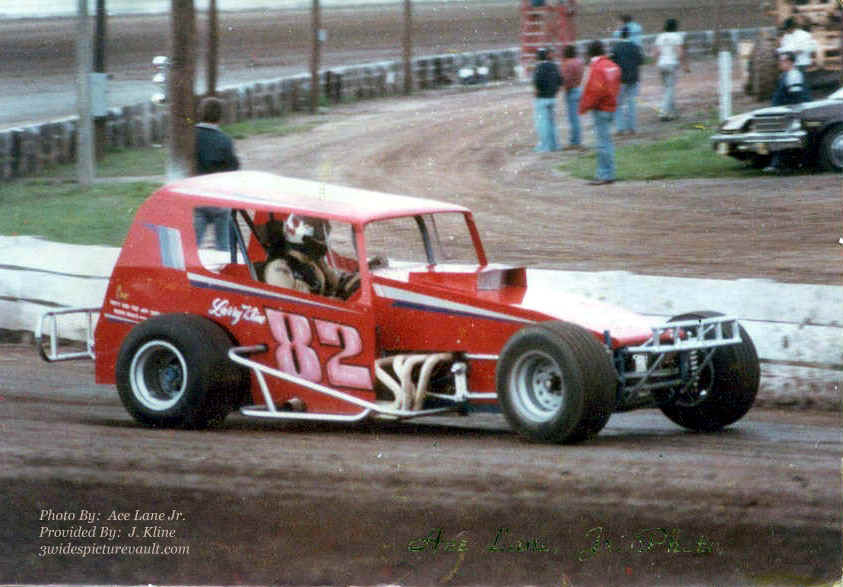 c09.29.06_082_KLI_FLM_0080_1.jpg (134142 bytes)