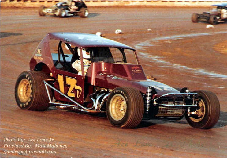 c11.07.06_12D_SAN_EWS_0080_1.jpg (125415 bytes)