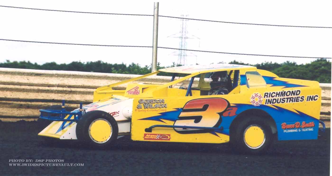 07.11.03_03A_ARC_NES_2003_1.jpg (64203 bytes)