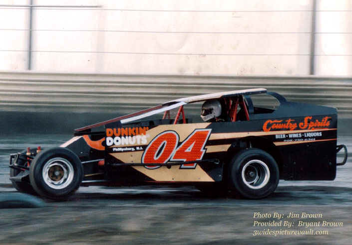 c10.01.06_004_BRO_NES_0099_1.jpg (89236 bytes)