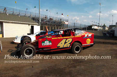 04.27.06_042_Ace.jpg (101785 bytes)