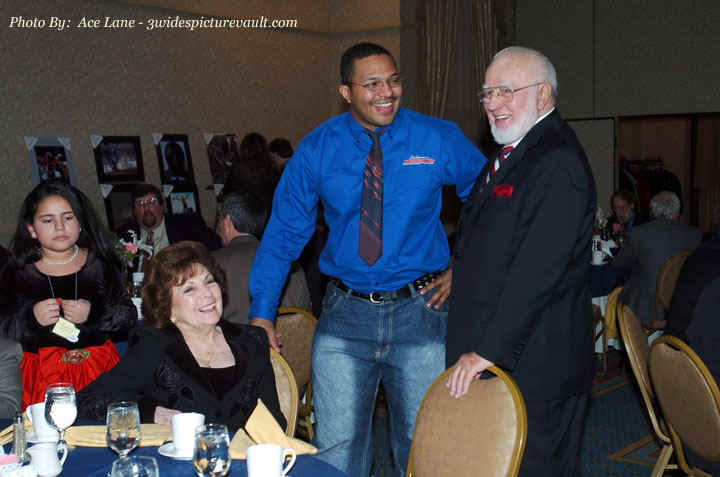 d02.07_ACE_EMPA_zz17.jpg (109541 bytes)