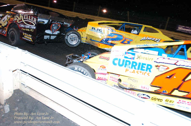 d04.14.07_02B_GRP.jpg (142498 bytes)