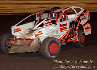 c04.15.06_Ace_7_2.jpg (54762 bytes)