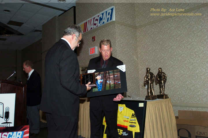 d02.07_ACE_EMPA_zz36.jpg (107870 bytes)