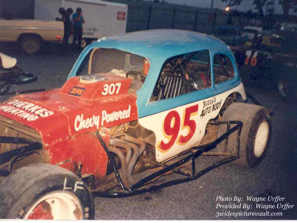 12.12.03_095_RAB_DOR_0079_1.jpg (85858 bytes)