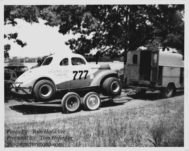 b11.26.05_777_YER_DOR_0060D_3.jpg (83953 bytes)