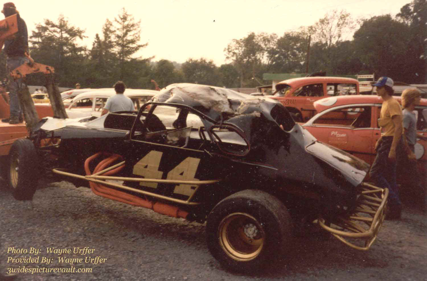 c03.19.06_044_HEF_DOR_0079_1.jpg (113764 bytes)