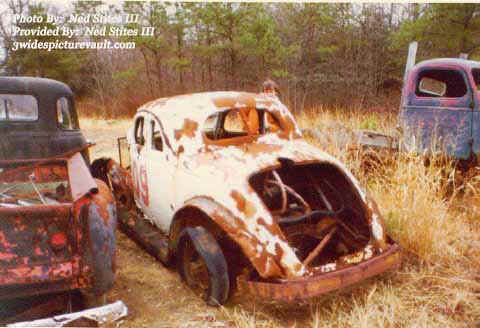 a12.11.04_160_ELI_ALC_0054_3.jpg (43568 bytes)