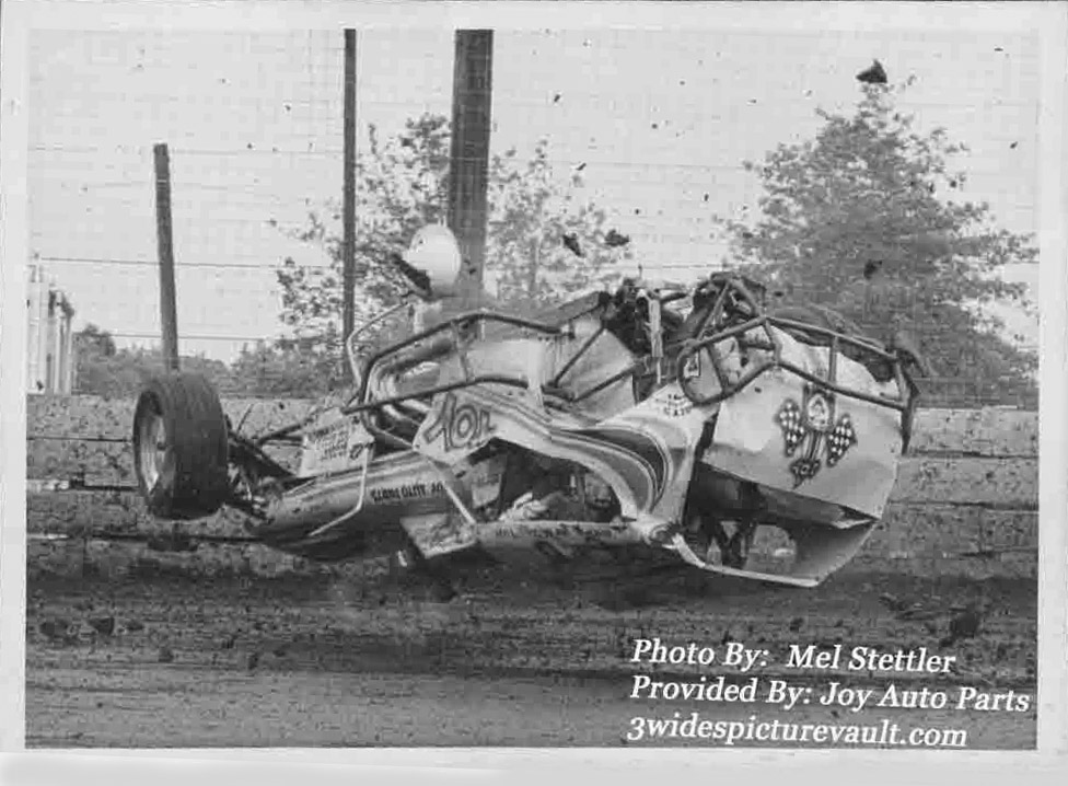 c11.02.06_TOY_LUZ_FLM_0080D_1.jpg (166041 bytes)