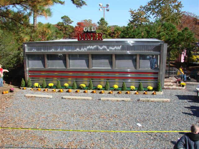 DSC00460 (Small).JPG (108128 bytes)