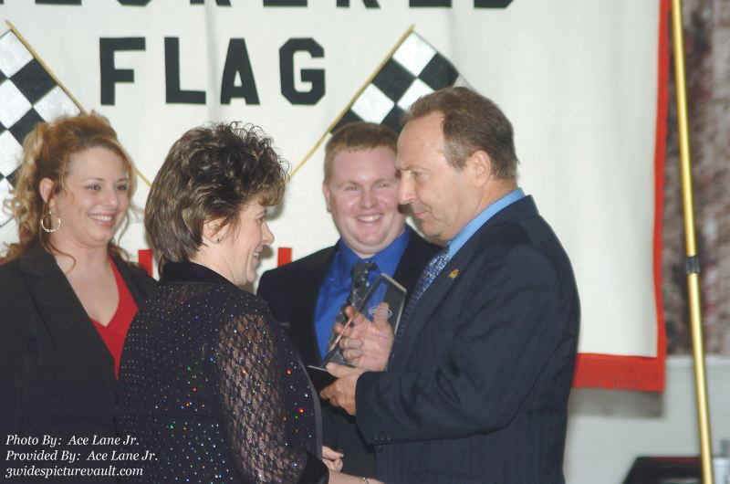 DSC_0089[1] copy.jpg (97126 bytes)