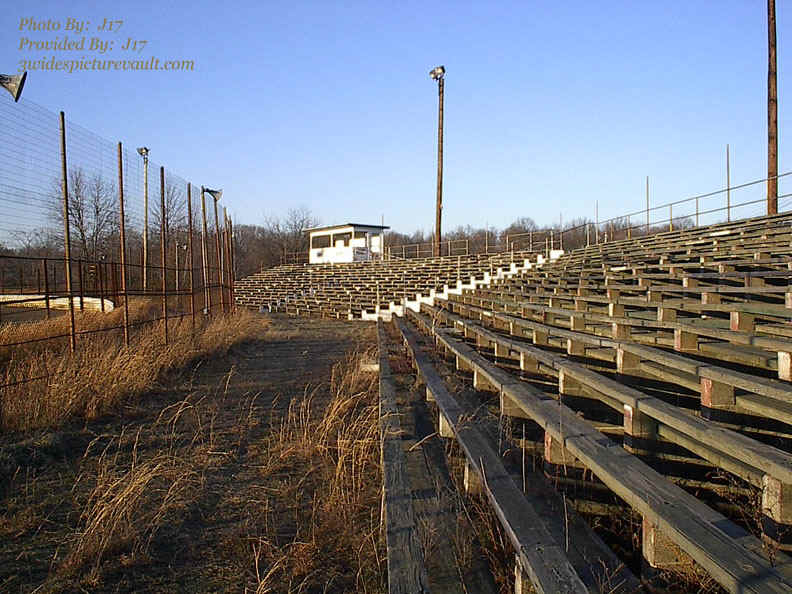 EWS_02.06.06_000z14.jpg (184596 bytes)