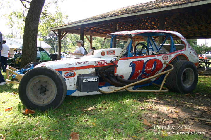 c09.17.06__95_SCH_Glen_Gardner.jpg (157056 bytes)