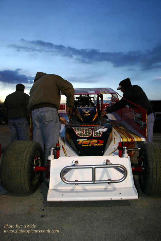 d04.07.07_NES_51M.jpg (106146 bytes)