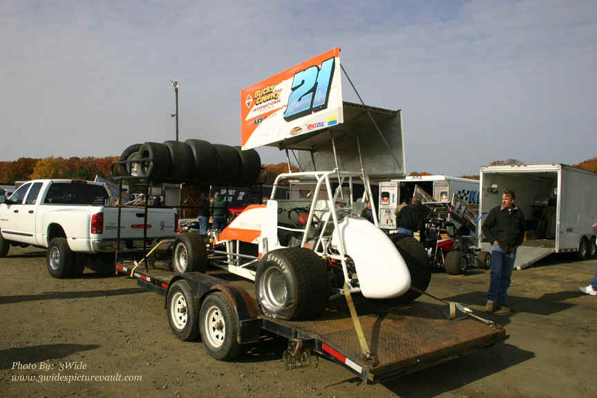 d11.17.07_NES_21_David.jpg (126732 bytes)