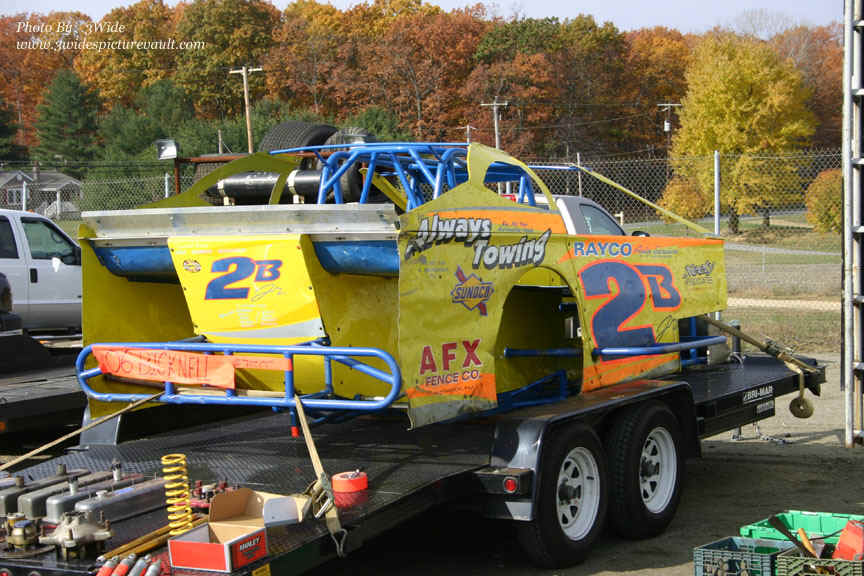 d11.17.07_NES_Flea_2b.jpg (198578 bytes)