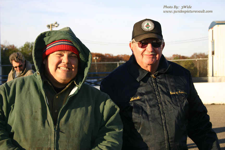 d12.01.07_WALL_FLEA_a2.jpg (133993 bytes)