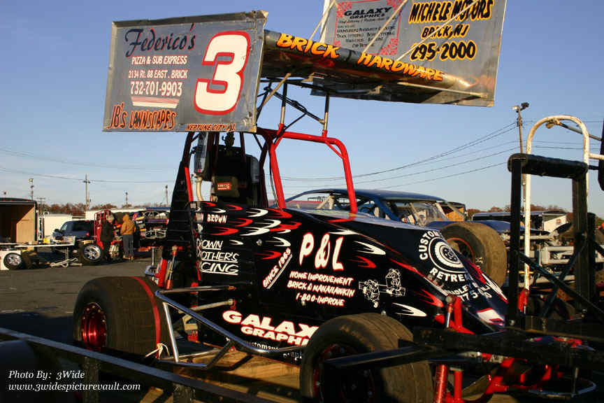 d12.01.07_WALL_FLEA_a6.jpg (177614 bytes)