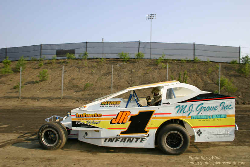 05.12.07_NES_8.jpg (115133 bytes)