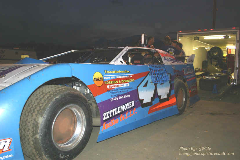 NES_05.11.07_044.jpg (110941 bytes)