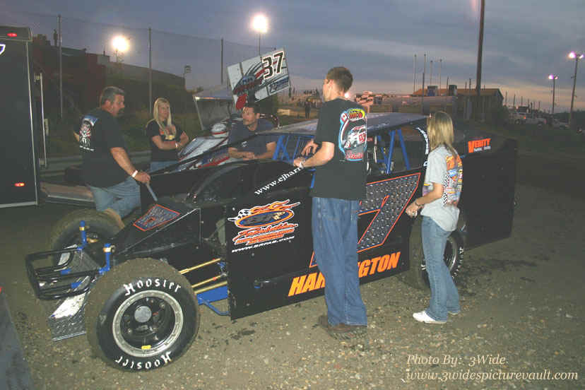 NES_05.11.07_17_Harrington.jpg (128641 bytes)