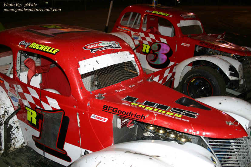 NES_05.11.07_ROCHELLES.jpg (162802 bytes)