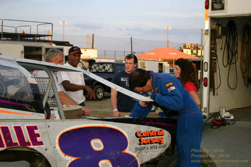 d06.30.07_NES_008_Driver.jpg (126598 bytes)