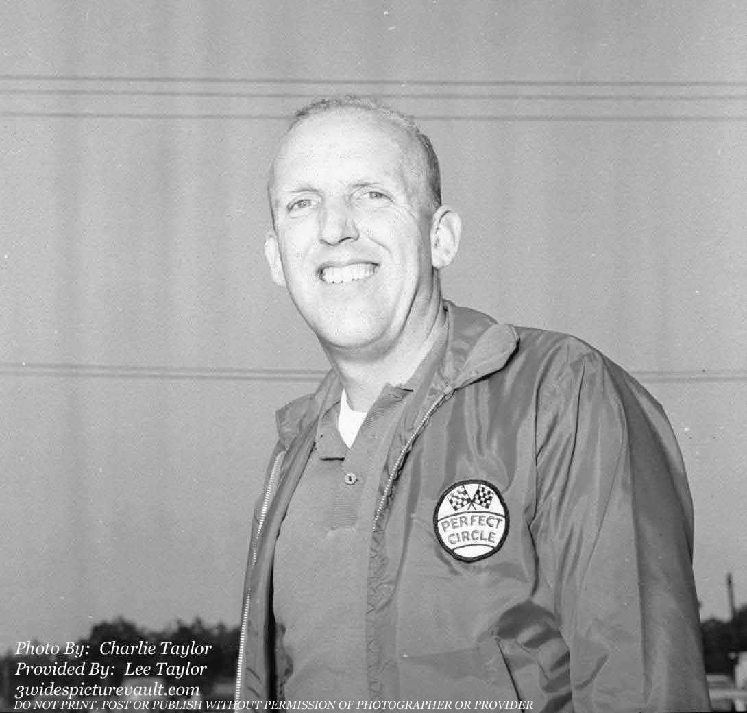 12.29.03_BIL_BRI_WAL_0060_1.jpg (65998 bytes)