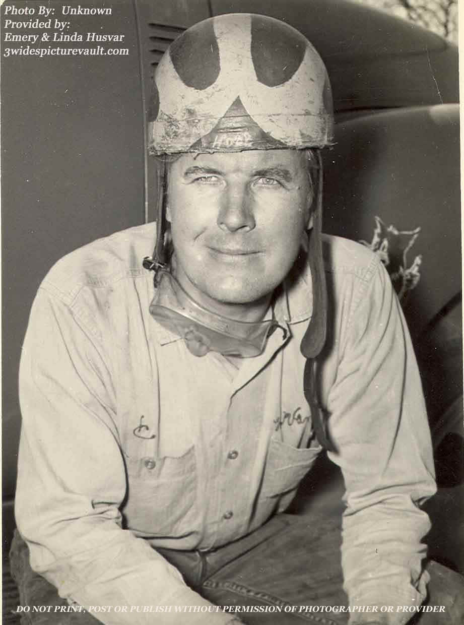 b02.27.05_095_SCH_UNK_0060F_1.jpg (73758 bytes)