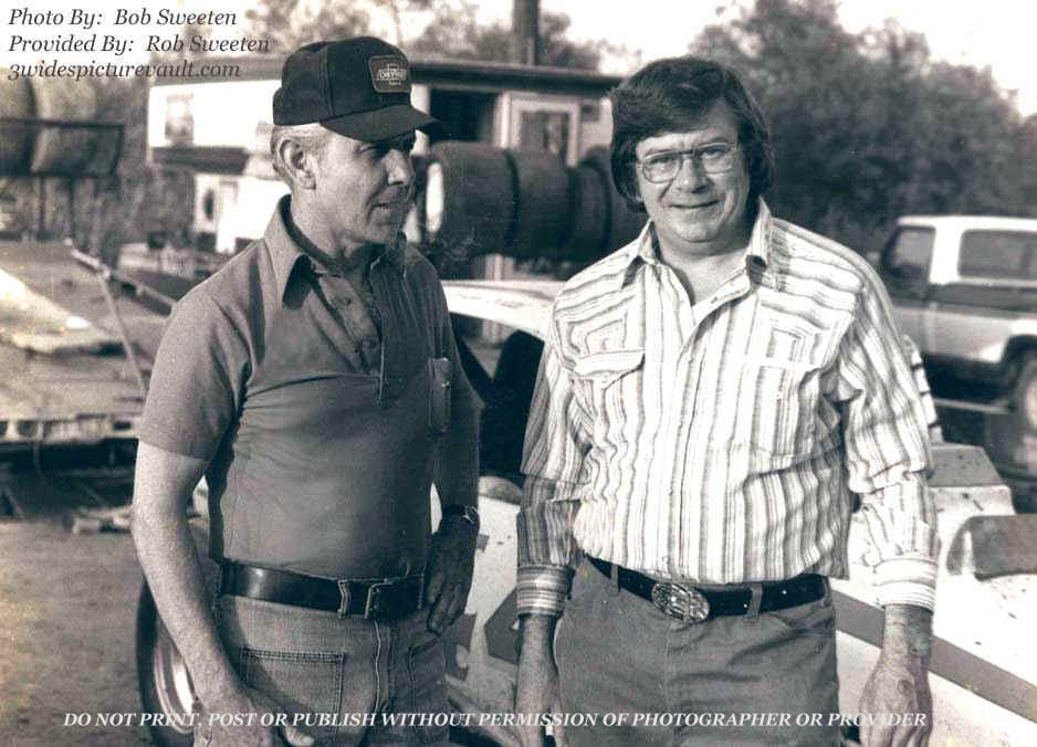 b12.31.05_OLS_TOB_BPT_0070_1.jpg (92917 bytes)