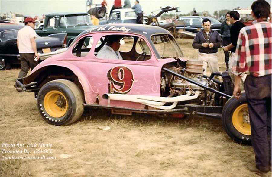 a01.25.04_009_FAR_LAN_0068G_1.jpg (71166 bytes)