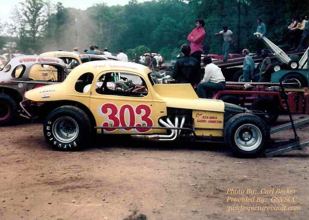 a04.01.04_303_DMU_EWS_0073G_1.jpg (62427 bytes)