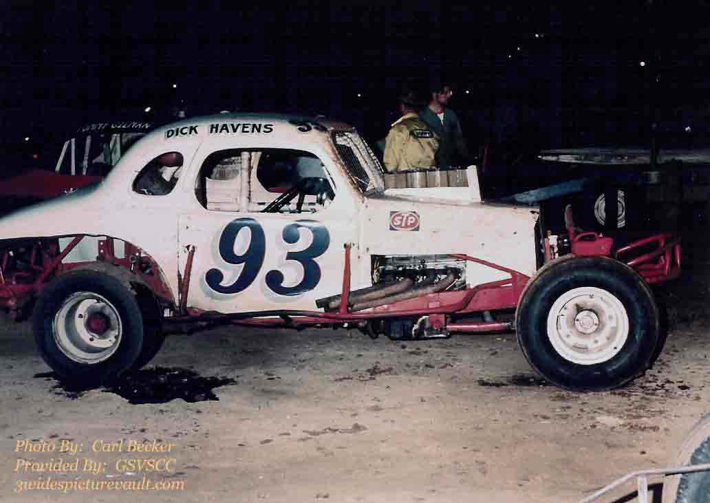 a04.01.04__93_HAV_EWS_0071G_1.jpg (52801 bytes)