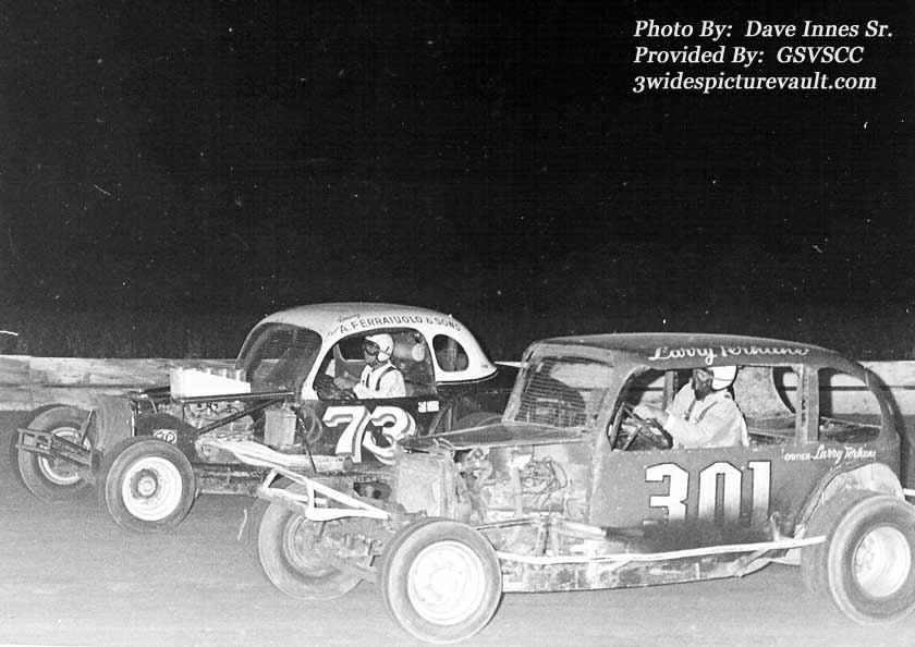 a12.24.04_073_301_UNK_0060_1.jpg (74593 bytes)