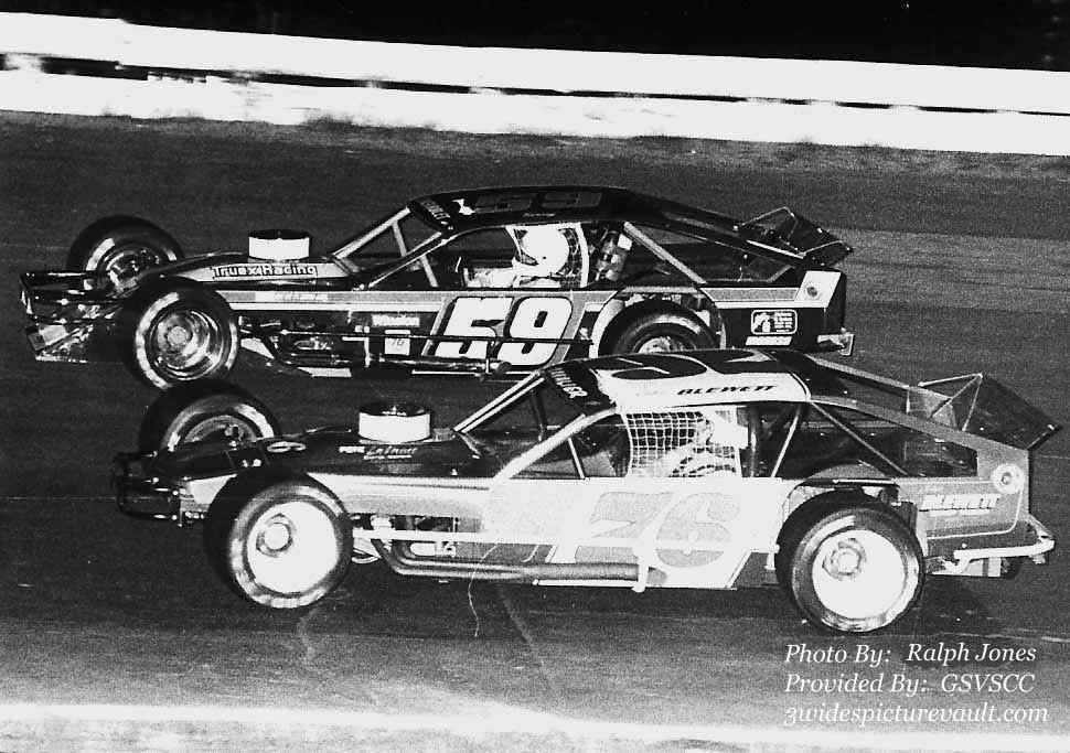 c04.02.06_076_059_WAL_0084G_1.jpg (117851 bytes)