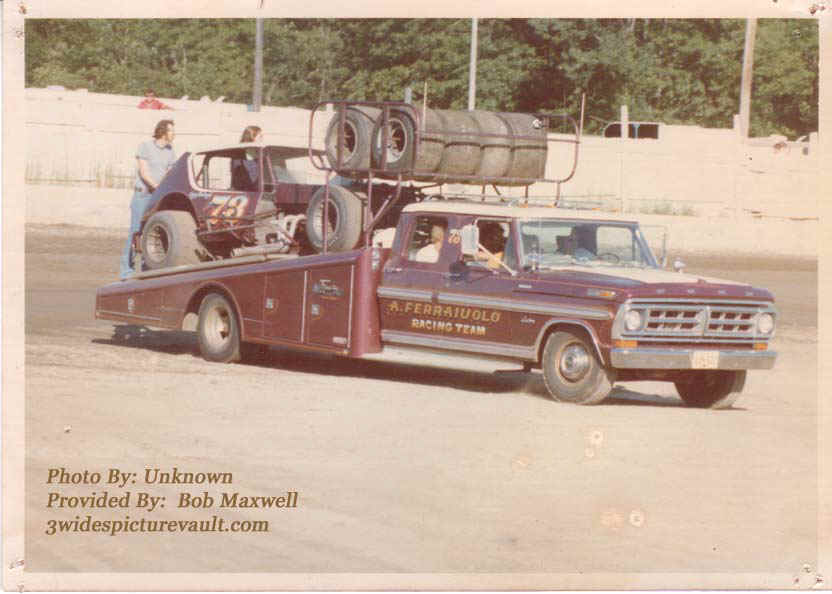 a11.12.04_073_FER_MID_0070_1.jpg (69915 bytes)