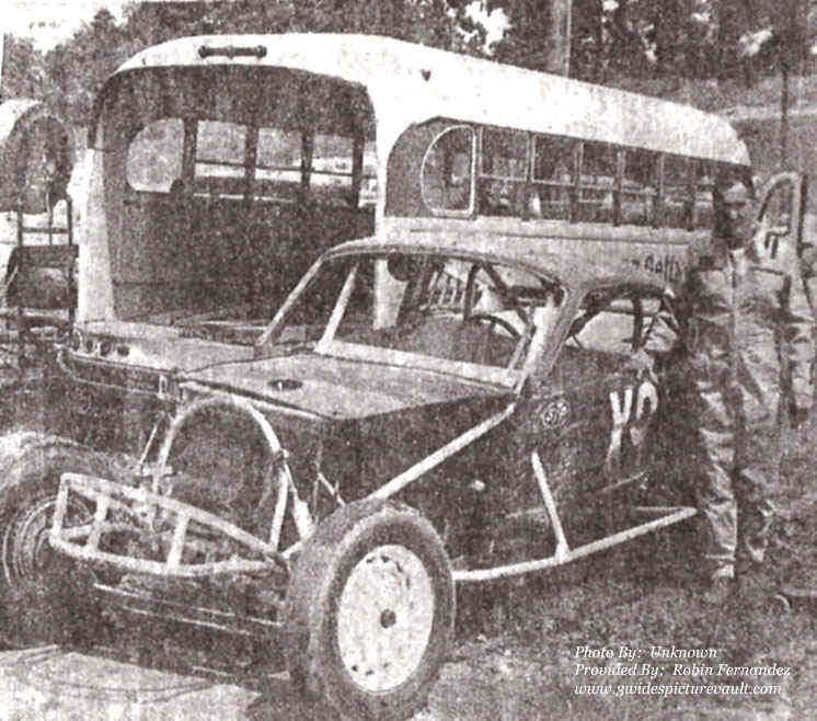 d01.27.07__X9_FER_HAR_0070H_1.jpg (149510 bytes)