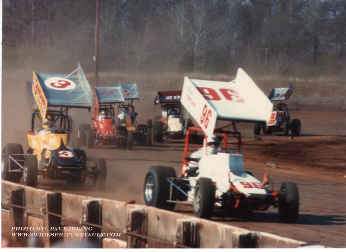 07.22.03_GRP_SPR_MYS_0079_1.jpg (59353 bytes)