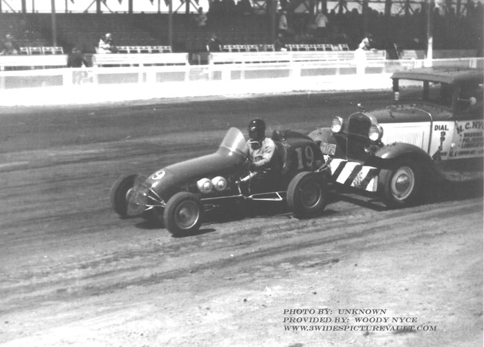 08.02.03_019_UNK_HAT_0050_2.jpg (66637 bytes)