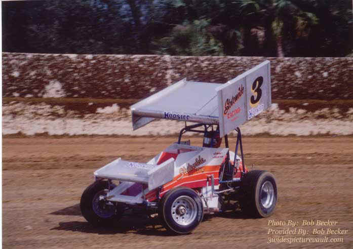 a03.12.04_003_HOR_EBY_0082_1.jpg (57811 bytes)