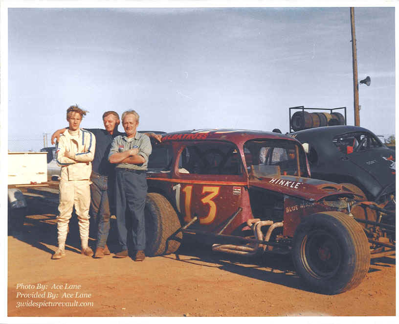 c06.25.06_113_UNK_UNK_0070_1.jpg (129623 bytes)